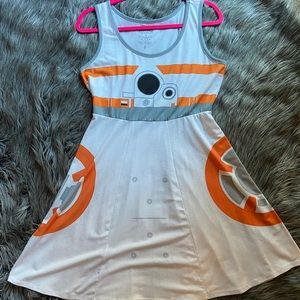 BB 8 her universe dress. Size L